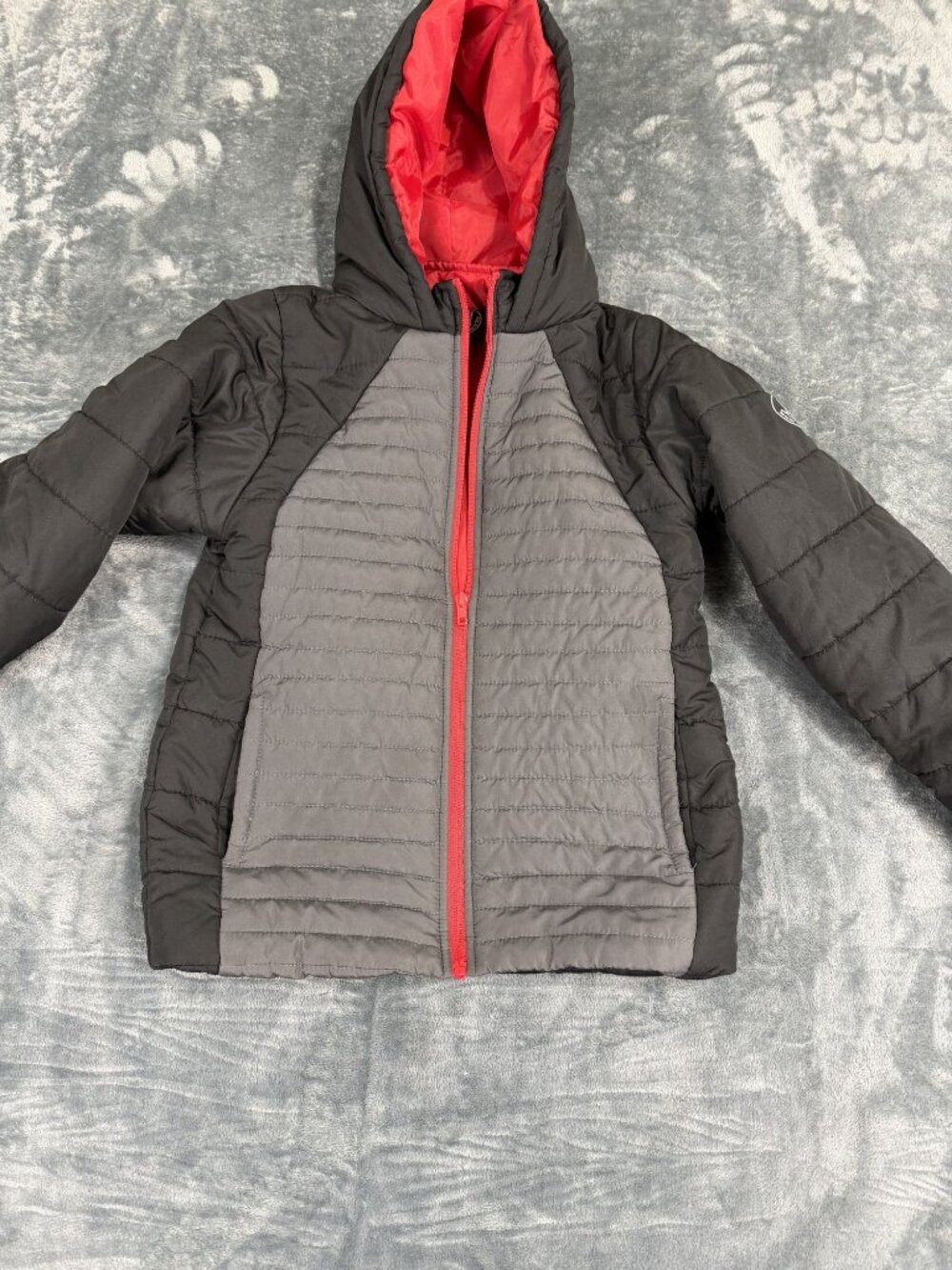 Body Glove Hooded Puffer Jacket Black & Gray With Red Lining Size 14 BOYS